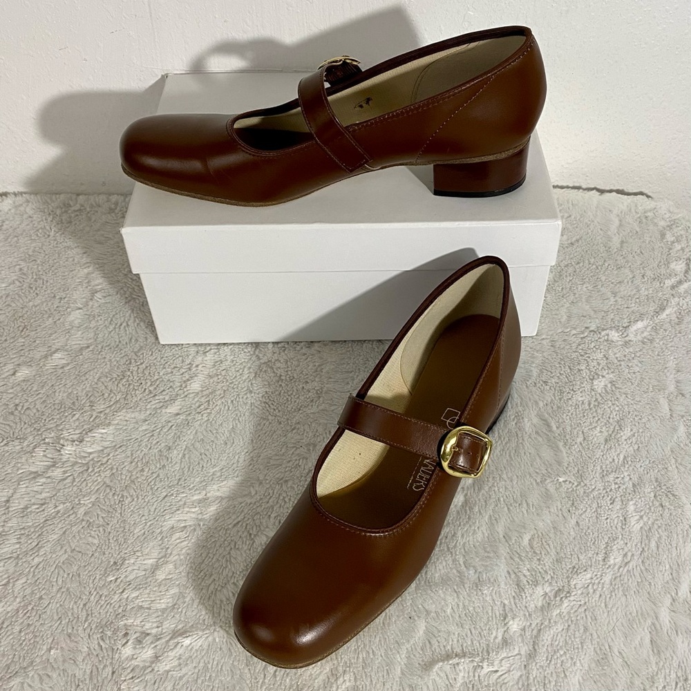 Brown Mary Jane Shoes—9 NARROW